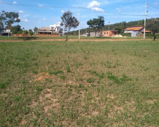 Imagem Terreno à Venda, em Ninho Verde 2 - Pardinho Imagem Terreno à Venda, em Ninho Verde 2 - Pardinho