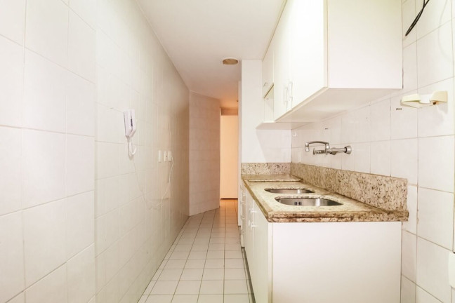 Imagem Imóvel com 2 Quartos à Venda, 83 m² em Lagoa - Rio De Janeiro Imagem Imóvel com 2 Quartos à Venda, 83 m² em Lagoa - Rio De Janeiro