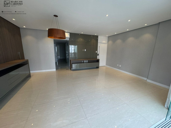 Imagem Imóvel com 4 Quartos à Venda, 185 m² em Umarizal - Belém Imagem Imóvel com 4 Quartos à Venda, 185 m² em Umarizal - Belém
