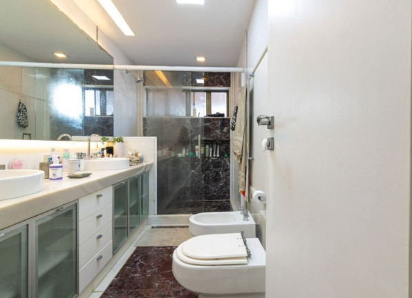 Imagem Apartamento com 3 Quartos à Venda, 304 m² em Barra Da Tijuca - Rio De Janeiro Imagem Apartamento com 3 Quartos à Venda, 304 m² em Barra Da Tijuca - Rio De Janeiro