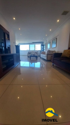 Imagem Apartamento com 4 Quartos à Venda, 220 m² em Icaraí - Niterói