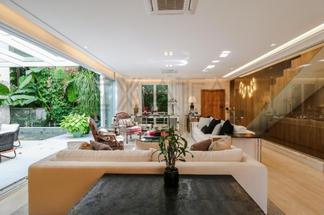 Imagem Imóvel com 4 Quartos à Venda, 559 m² em Alto De Pinheiros - São Paulo Imagem Imóvel com 4 Quartos à Venda, 559 m² em Alto De Pinheiros - São Paulo
