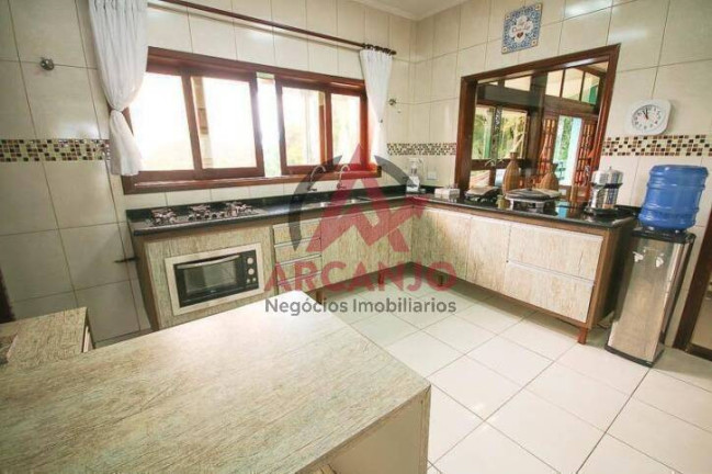 Imagem Casa com 6 Quartos à Venda, 470 m² em Praia Domingas Dias - Ubatuba Imagem Casa com 6 Quartos à Venda, 470 m² em Praia Domingas Dias - Ubatuba