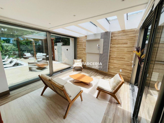 Imagem Casa com 6 Quartos à Venda, 830 m² em Riviera Módulo 17 - Bertioga Imagem Casa com 6 Quartos à Venda, 830 m² em Riviera Módulo 17 - Bertioga