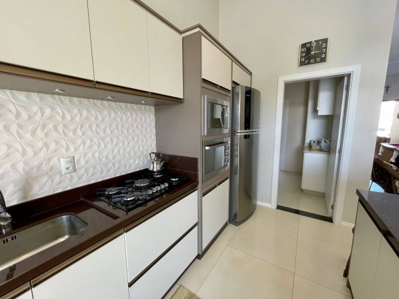Imagem Casa com 4 Quartos à Venda, em Rainha Do Mar - Xangri-lá Imagem Casa com 4 Quartos à Venda, em Rainha Do Mar - Xangri-lá