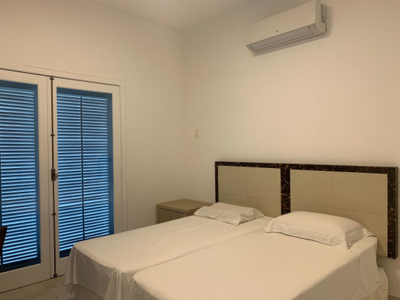 Imagem Imóvel com 6 Quartos à Venda, em Riviera - Bertioga Imagem Imóvel com 6 Quartos à Venda, em Riviera - Bertioga