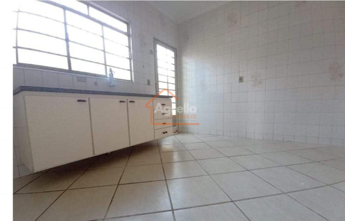 Imagem Casa com 2 Quartos à Venda, 152 m² em Jardim Califórnia - Mogi Mirim Imagem Casa com 2 Quartos à Venda, 152 m² em Jardim Califórnia - Mogi Mirim