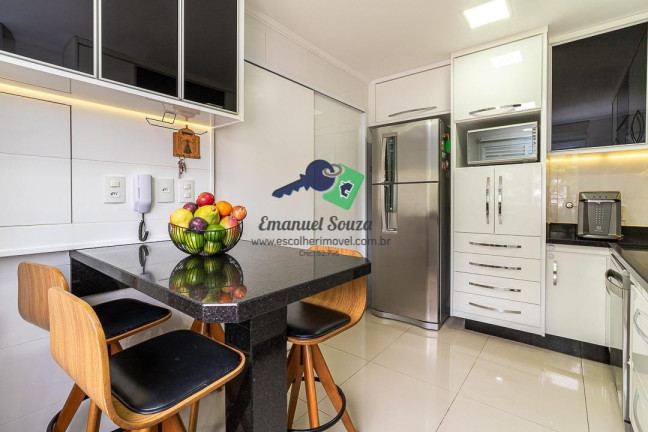 Imagem Casa de Condomínio com 4 Quartos à Venda, 307 m² em Jardim Prudência - São Paulo