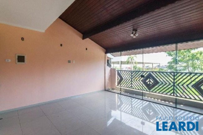 Imagem Sobrado com 4 Quartos à Venda, 275 m² em Jardim Marek - Santo André Imagem Sobrado com 4 Quartos à Venda, 275 m² em Jardim Marek - Santo André