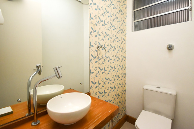 Imagem Imóvel com 3 Quartos à Venda, 94 m² em Menino Deus - Porto Alegre Imagem Imóvel com 3 Quartos à Venda, 94 m² em Menino Deus - Porto Alegre