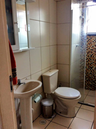 Imagem Apartamento com 2 Quartos à Venda, 50 m² em Vila Mercês - Carapicuíba