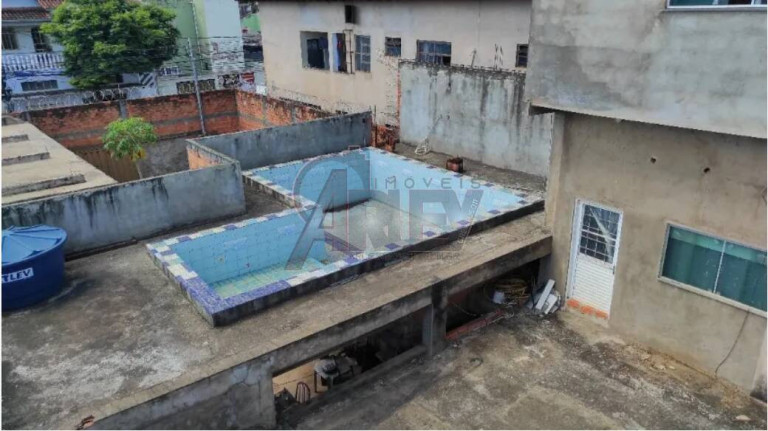 Imagem Casa com 5 Quartos à Venda, em Canelas - Montes Claros Imagem Casa com 5 Quartos à Venda, em Canelas - Montes Claros