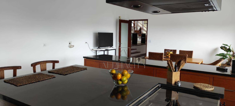 Imagem Casa com 5 Quartos à Venda ou Locação, 1.300 m² em Residencial Tamboré - Barueri Imagem Casa com 5 Quartos à Venda ou Locação, 1.300 m² em Residencial Tamboré - Barueri