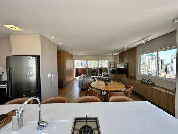 Imagem Cobertura com 4 Quartos à Venda, 240 m² em Centro - Balneário Camboriú Imagem Cobertura com 4 Quartos à Venda, 240 m² em Centro - Balneário Camboriú