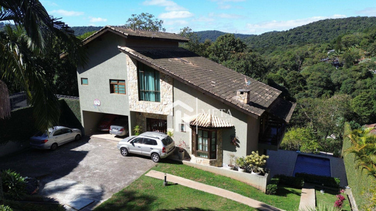 Imagem Imóvel com 3 Quartos à Venda, 690 m² em Alpes Da Cantareira - Mairiporã