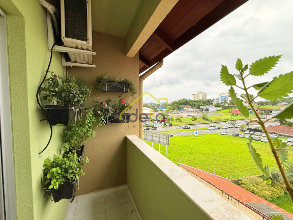Imagem Imóvel com 3 Quartos à Venda, 64 m² em América - Joinville Imagem Imóvel com 3 Quartos à Venda, 64 m² em América - Joinville