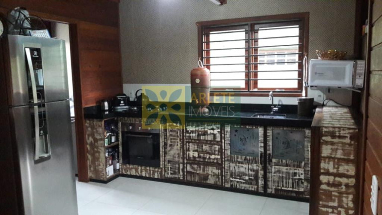 Imagem Casa com 3 Quartos à Venda, 118 m² em Canto Grande - Bombinhas Imagem Casa com 3 Quartos à Venda, 118 m² em Canto Grande - Bombinhas