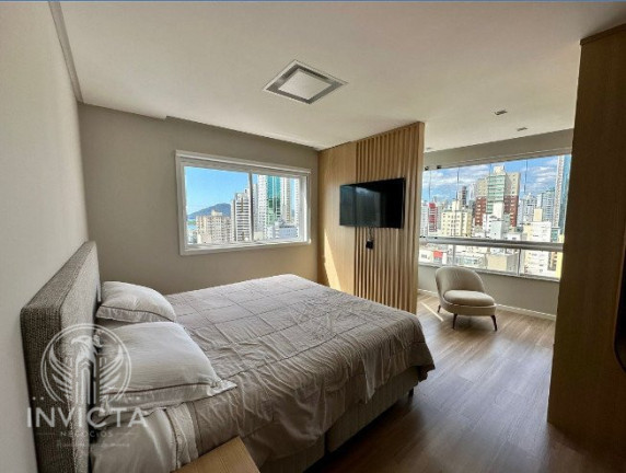 Imagem Cobertura com 4 Quartos à Venda, 240 m² em Centro - Balneário Camboriú Imagem Cobertura com 4 Quartos à Venda, 240 m² em Centro - Balneário Camboriú