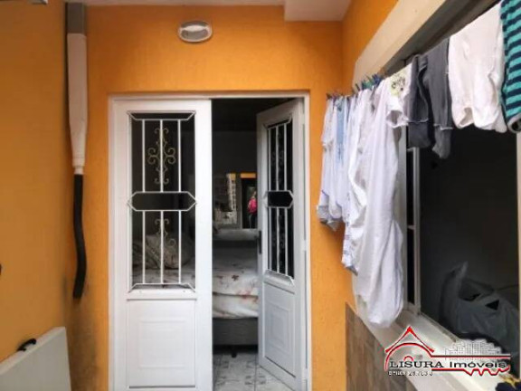 Imagem Casa com 3 Quartos para Alugar, em Centro - Jacareí Imagem Casa com 3 Quartos para Alugar, em Centro - Jacareí