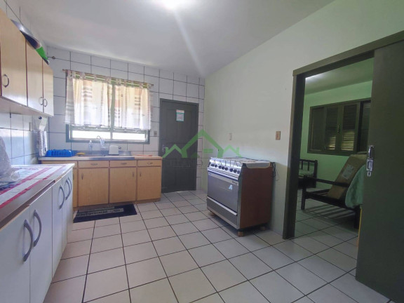 Imagem Casa com 3 Quartos à Venda, 189 m² em Centro - Balneário Barra Do Sul