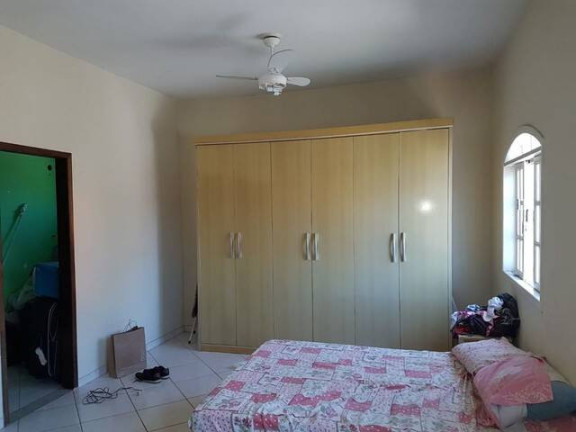 Imagem Casa com 3 Quartos à Venda, 330 m² em Mutua - São Gonçalo