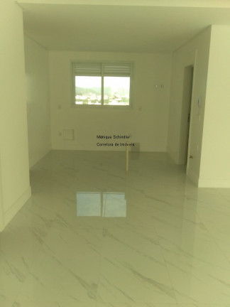 Imagem Imóvel com 3 Quartos à Venda, 182 m²em Centro - Balneário Camboriú Imagem Imóvel com 3 Quartos à Venda, 182 m²em Centro - Balneário Camboriú