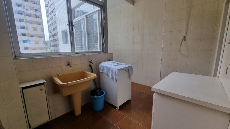 Imagem Apartamento com 3 Quartos à Venda, 194 m² em Pitangueiras - Guarujá Imagem Apartamento com 3 Quartos à Venda, 194 m² em Pitangueiras - Guarujá