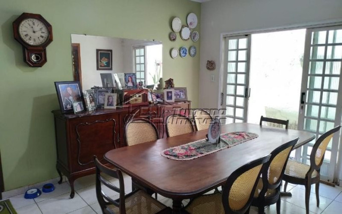 Imagem Casa com 3 Quartos à Venda, 210 m² em Centro - São José Dos Campos Imagem Casa com 3 Quartos à Venda, 210 m² em Centro - São José Dos Campos