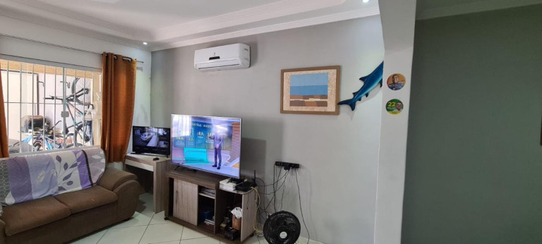 Imagem Casa com 4 Quartos à Venda, 229 m² em Campo Grande - Rio De Janeiro