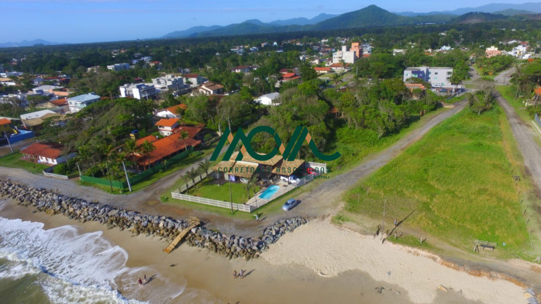 Imagem Casa com 3 Quartos à Venda, 150 m² em Mariluz - Itapoá Imagem Casa com 3 Quartos à Venda, 150 m² em Mariluz - Itapoá