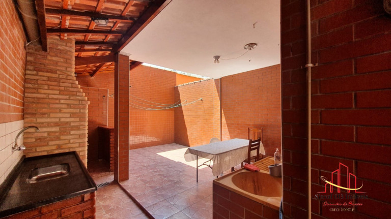 Imagem Sobrado com 3 Quartos à Venda, em Ocian - Praia Grande Imagem Sobrado com 3 Quartos à Venda, em Ocian - Praia Grande
