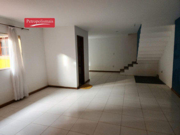 Imagem Casa com 3 Quartos à Venda, em Centro - Petrópolis Imagem Casa com 3 Quartos à Venda, em Centro - Petrópolis