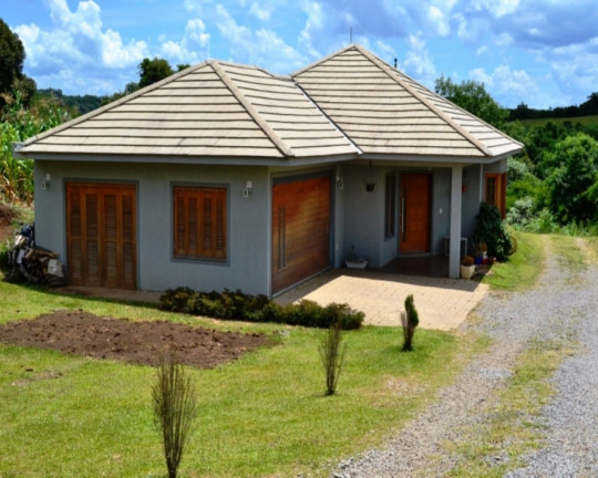 Imagem Imóvel com 3 Quartos à Venda, em Linha Imperial - Nova Petrópolis Imagem Imóvel com 3 Quartos à Venda, em Linha Imperial - Nova Petrópolis