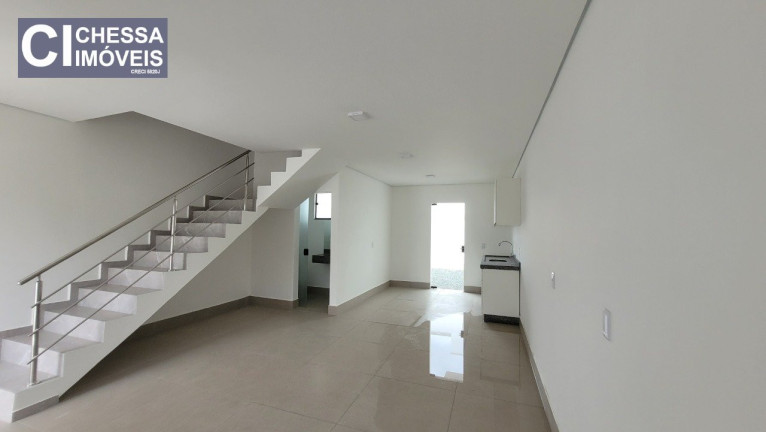 Imagem Sobrado com 2 Quartos à Venda, 100 m² em Espinheiros - Itajaí Imagem Sobrado com 2 Quartos à Venda, 100 m² em Espinheiros - Itajaí