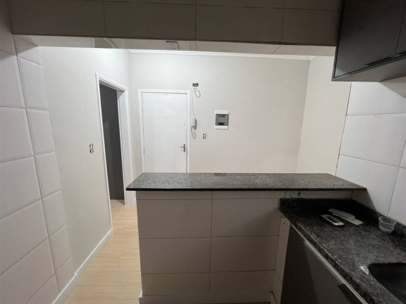 Imagem Kitnet à Venda, 32 m² em Boqueirao - Praia Grande Imagem Kitnet à Venda, 32 m² em Boqueirao - Praia Grande