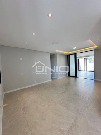 Imagem Casa com 3 Quartos à Venda, 228 m² em Parque Do Som - Pato Branco Imagem Casa com 3 Quartos à Venda, 228 m² em Parque Do Som - Pato Branco