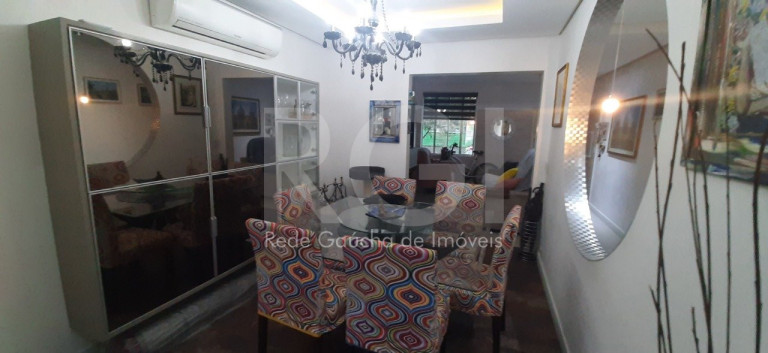 Imagem Casa com 2 Quartos à Venda, 105 m² em Cidade Baixa - Porto Alegre Imagem Casa com 2 Quartos à Venda, 105 m² em Cidade Baixa - Porto Alegre