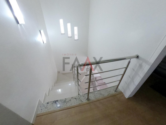 Imagem Casa com 3 Quartos à Venda, 272 m² em Alto Da Xv - Guarapuava Imagem Casa com 3 Quartos à Venda, 272 m² em Alto Da Xv - Guarapuava
