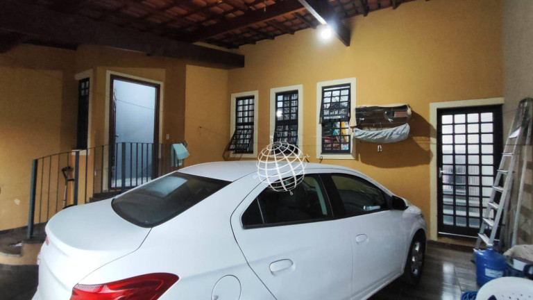 Imagem Casa com 2 Quartos à Venda, 140 m² em Jardim Alvinópolis - Atibaia Imagem Casa com 2 Quartos à Venda, 140 m² em Jardim Alvinópolis - Atibaia