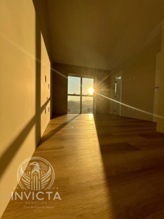 Imagem Apartamento com 4 Quartos à Venda, 150 m² em Pioneiros - Balneário Camboriú Imagem Apartamento com 4 Quartos à Venda, 150 m² em Pioneiros - Balneário Camboriú