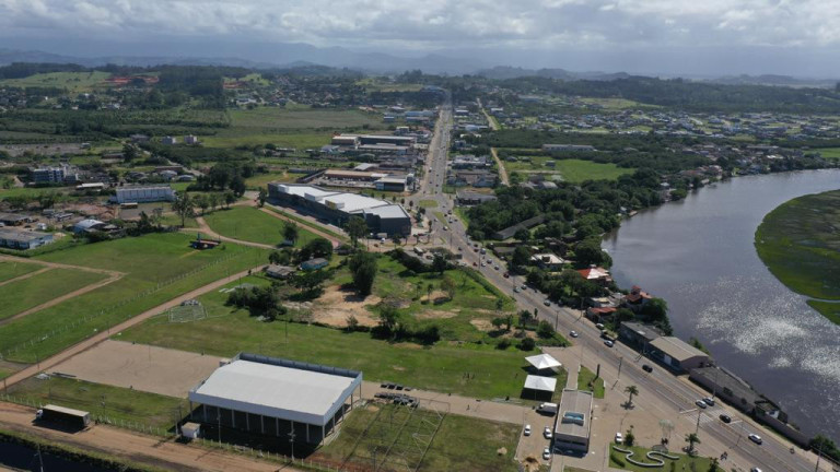 Imagem Terreno à Venda, 10.645 m² em Torres - Torres