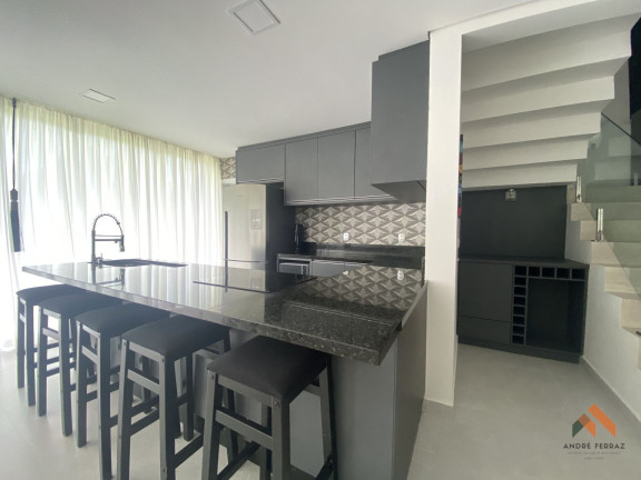 Imagem Casa com 4 Quartos à Venda, 268 m²
