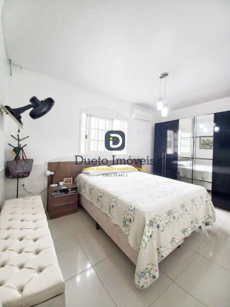 Imagem Casa com 5 Quartos à Venda, 212 m² em Camobi - Santa Maria
