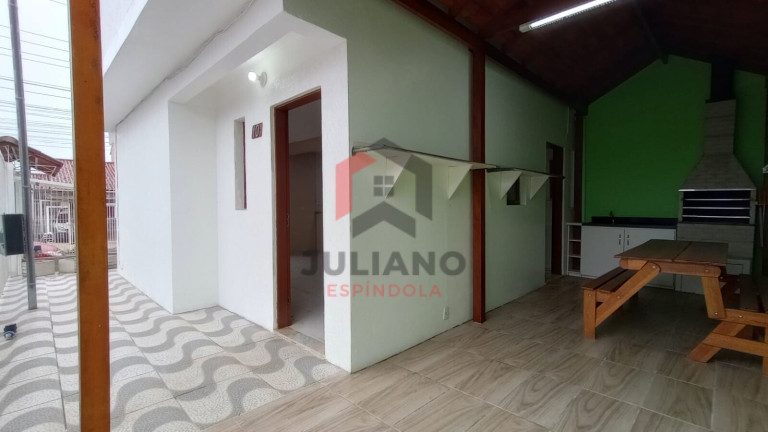 Imagem Casa com 2 Quartos à Venda, 75 m² em Hípica - Porto Alegre Imagem Casa com 2 Quartos à Venda, 75 m² em Hípica - Porto Alegre