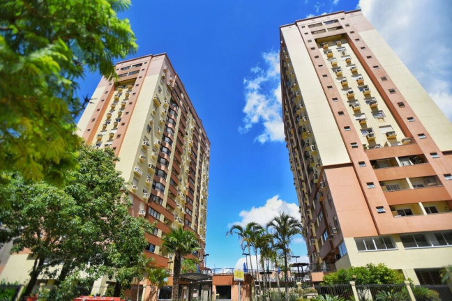 Imagem Apartamento com 3 Quartos à Venda, 88 m² em Vila Ipiranga - Porto Alegre Imagem Apartamento com 3 Quartos à Venda, 88 m² em Vila Ipiranga - Porto Alegre