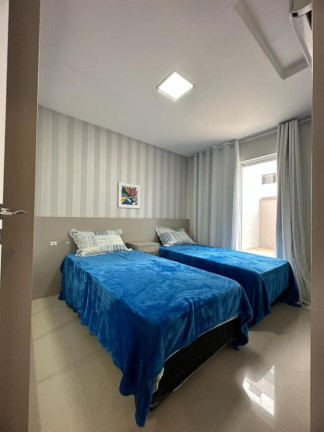 Imagem Apartamento com 3 Quartos para Alugar, 320 m² em Centro - Balneário Camboriú