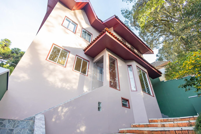 Imagem Casa com 3 Quartos à Venda, 350 m² em Santo Inácio - Curitiba