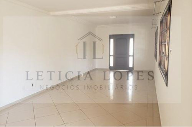 Casa com 4 Quartos para Alugar, 444 m² em Jardim Tereza Cristina - Jundiaí