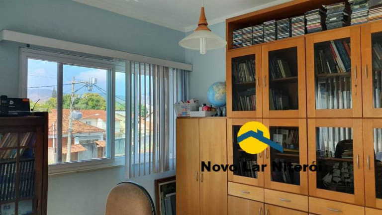 Imagem Casa com 5 Quartos à Venda, 280 m² em Piratininga - Niterói