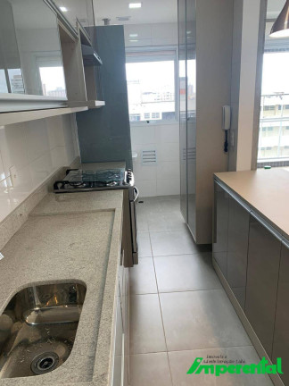 Imagem Apartamento com 2 Quartos à Venda, 72 m² em Gonzaga - Santos